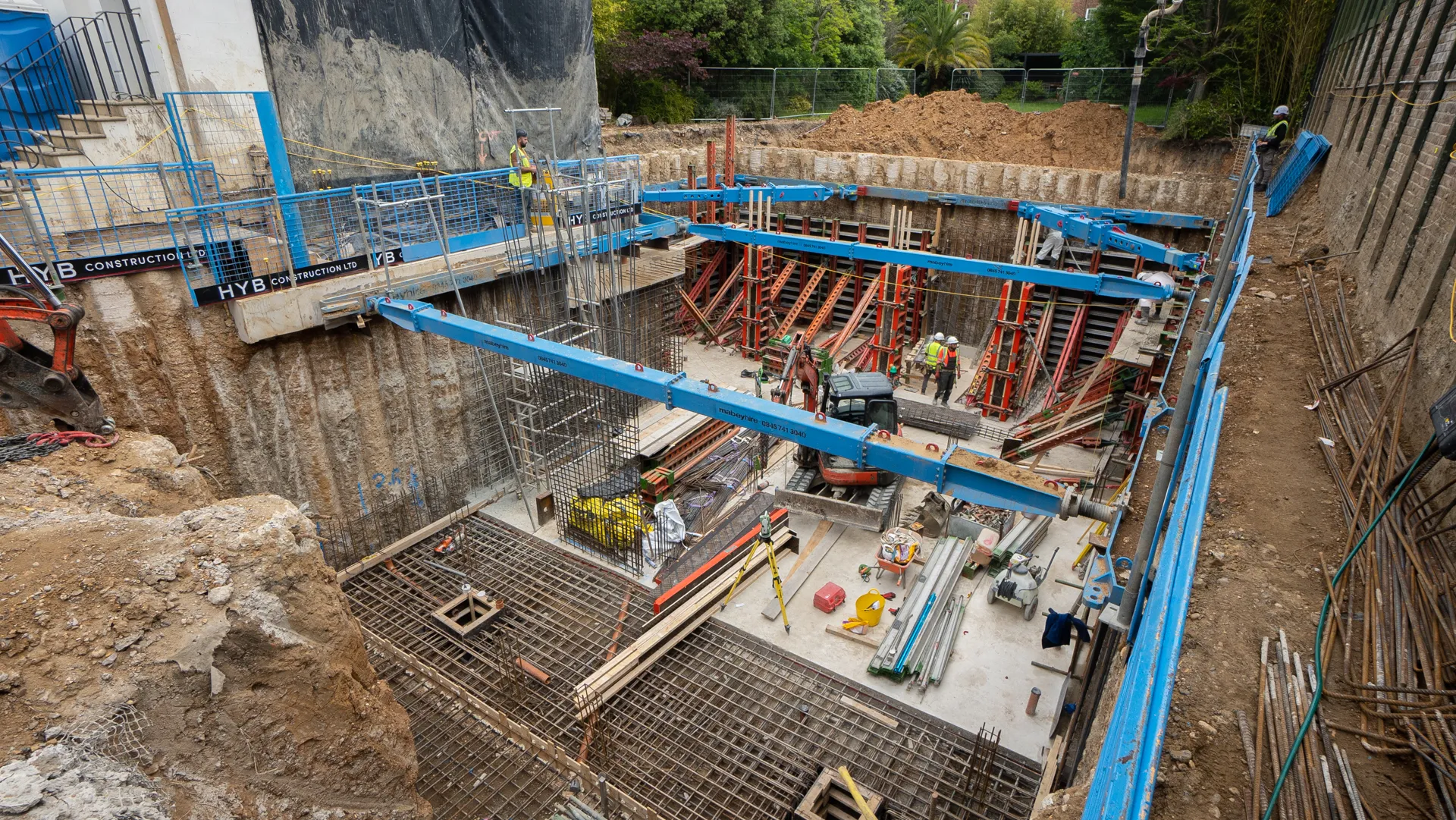 Basement excavation with temporary propping at Holland Park